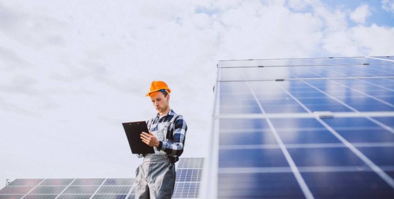 How to Choose the Right Commercial Solar System in Australia